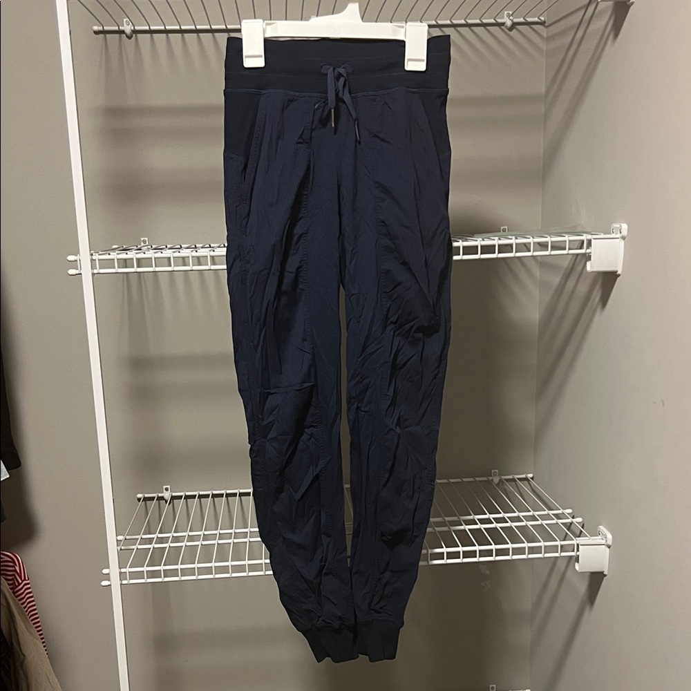 NWOT 🍋 Lululemon True Navy Dance Studio Joggers - Size 0